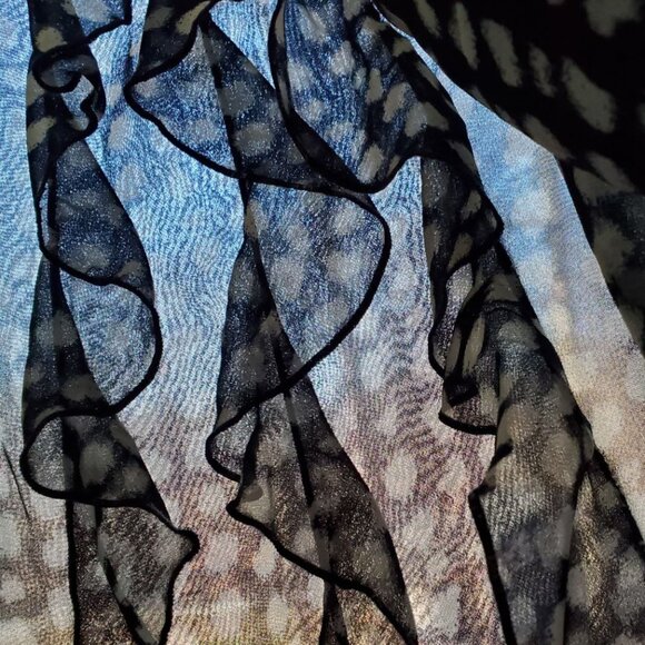 Ann Taylor Sleeveless Dark Navy Blouse. Size 2 - Picture 9 of 11